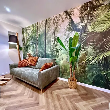 Jungle Evasion, *