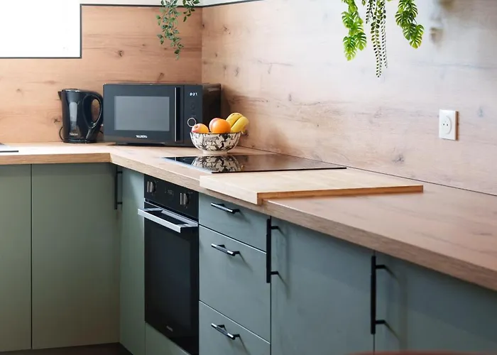 Jungle Evasion, - Jacuzzi & Sauna Διαμέρισμα Επερνέ